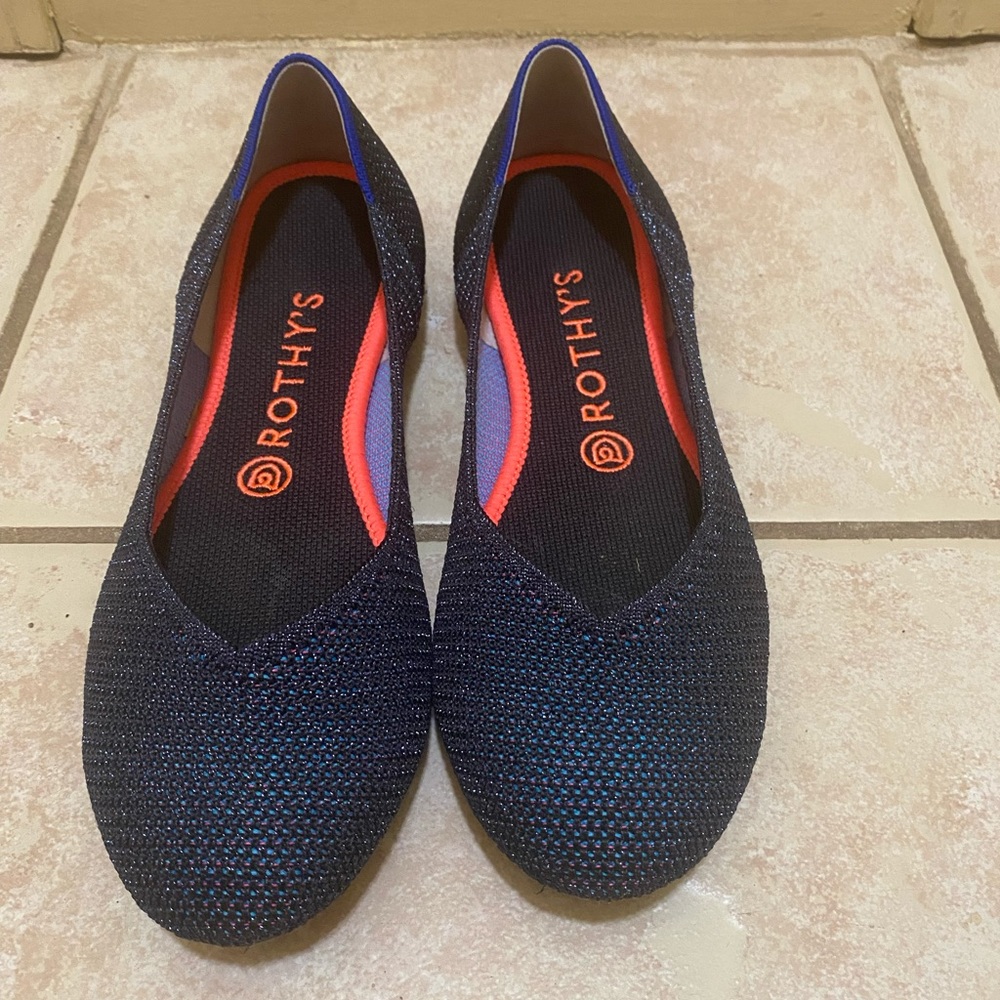 Like New Rothy’s Metallic Lattice Stitch Blue Flats Size 8.5
